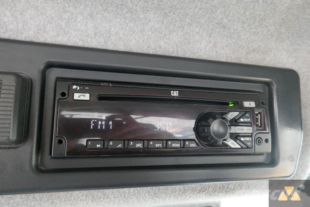 CAT 966M Incarcator pe pneuri