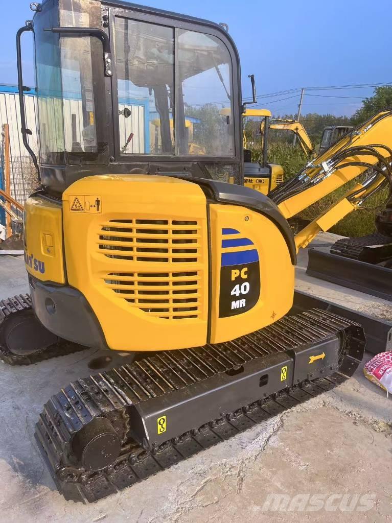 Komatsu PC 40 MR Excavatoare pe șenile
