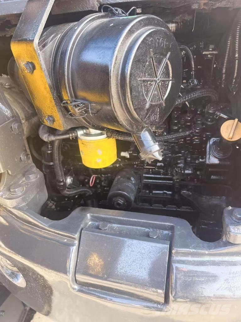 Komatsu PC 40 MR Excavatoare pe șenile
