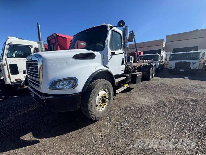 Freightliner M2 Camioane Demontabile