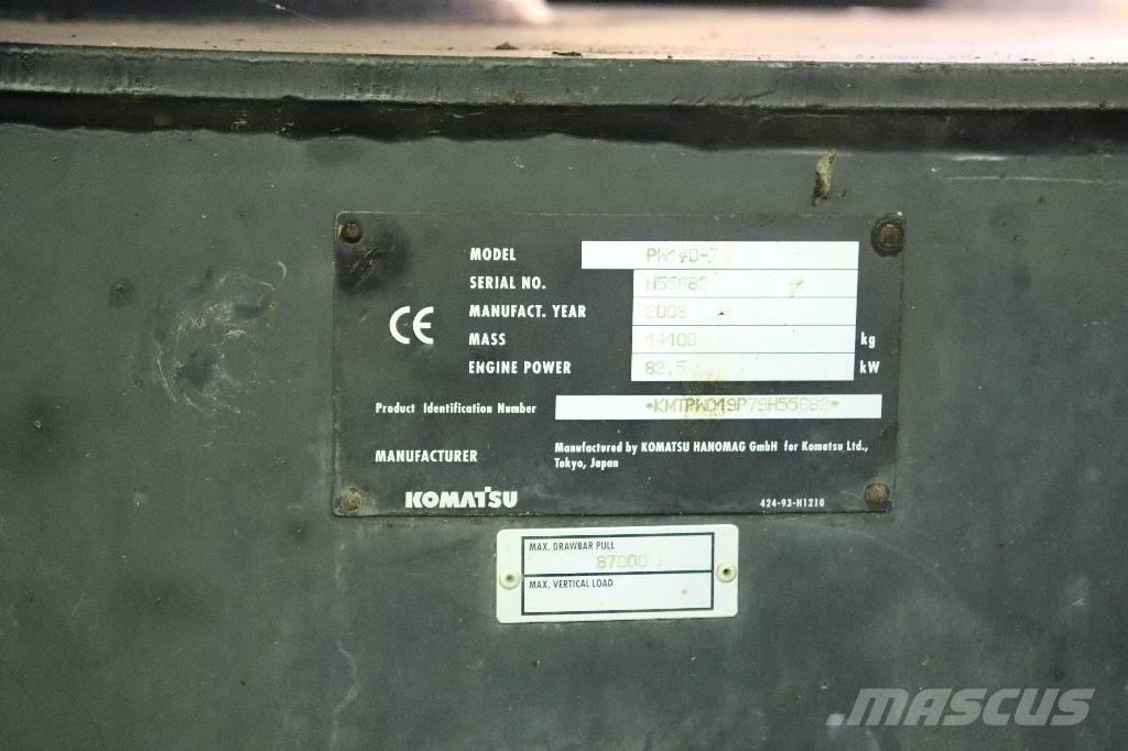 Komatsu PW 140-7 Buldoexcavatoare