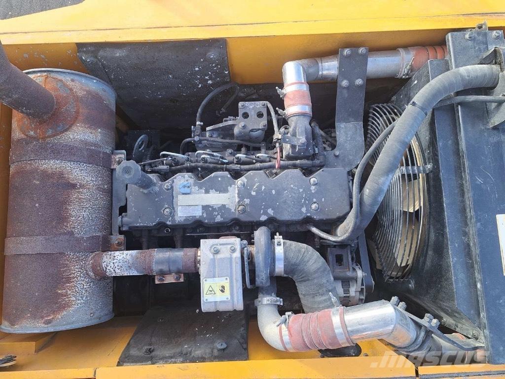 Hyundai R 210 LC 7A Excavatoare pe șenile
