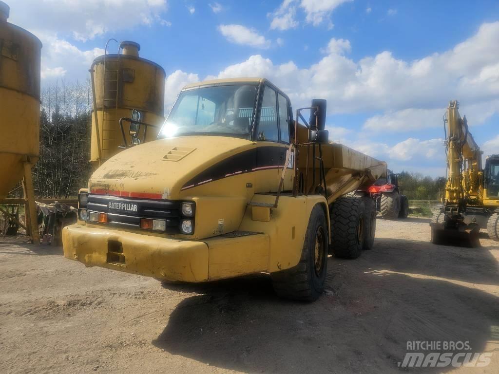 CAT 725 Transportoare articulate