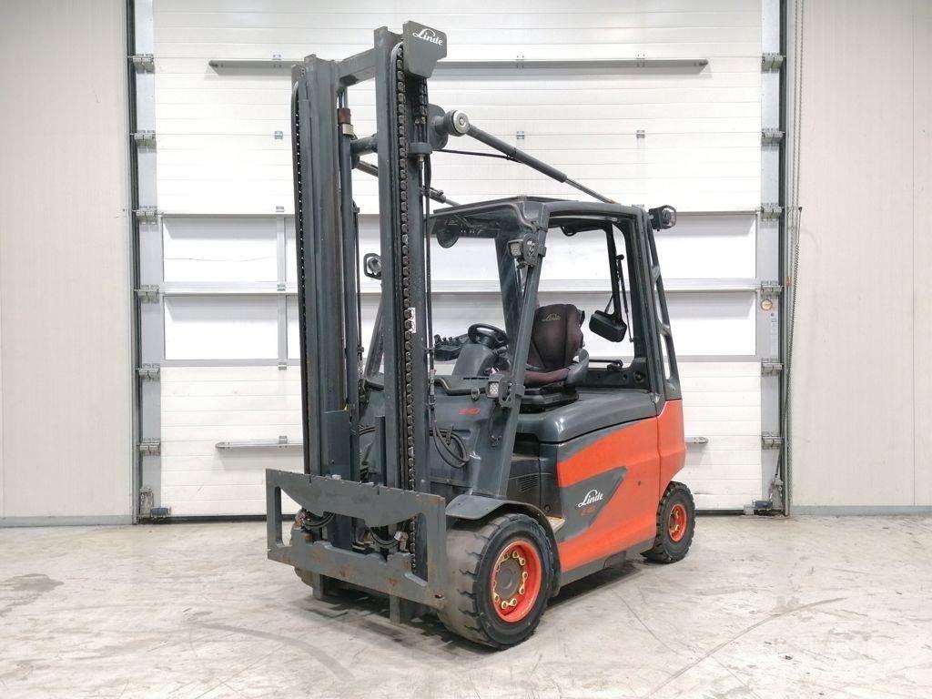 Linde E40H-01/600 Stivuitor electric