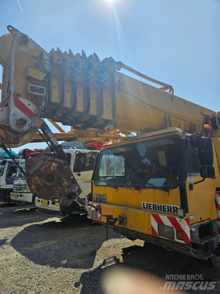 Liebherr LTM 1090-2 Macara pentru orice teren