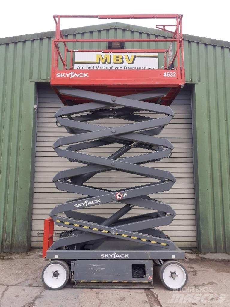 SkyJack SJ III 4632 Platforme foarfeca