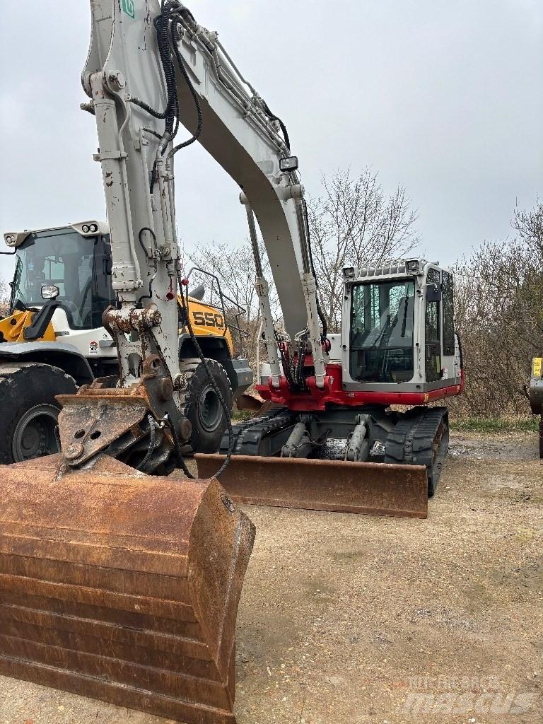 Takeuchi 1140 Excavatoare pe șenile

