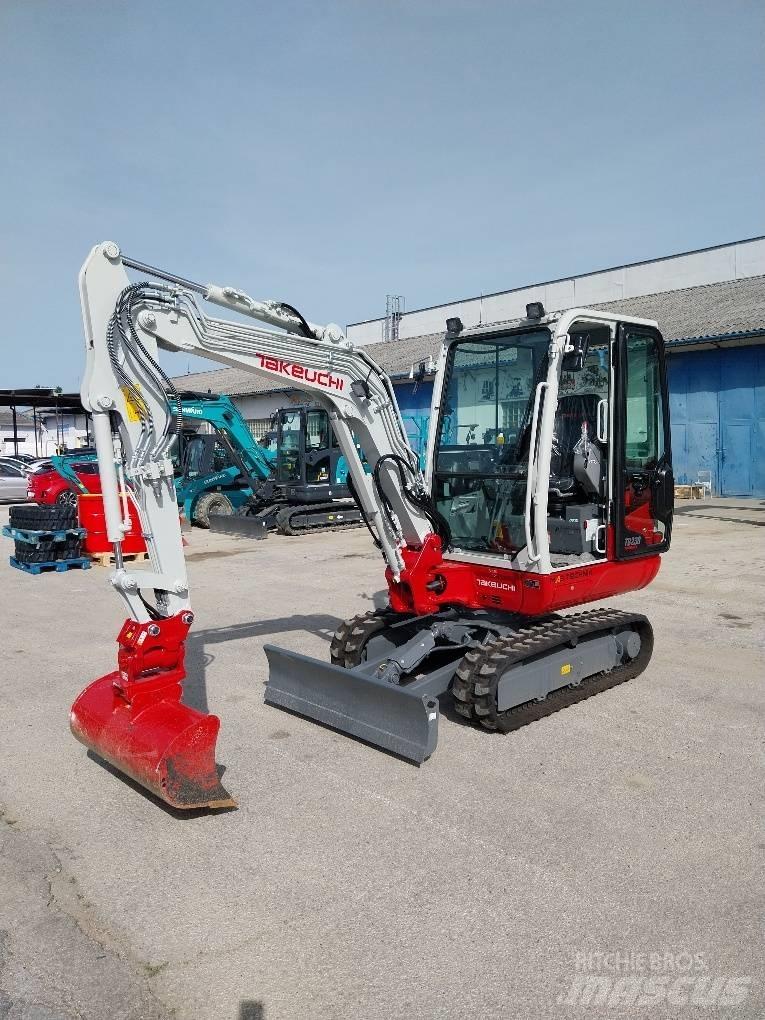 Takeuchi TB230 Mini excavatoare < 7t