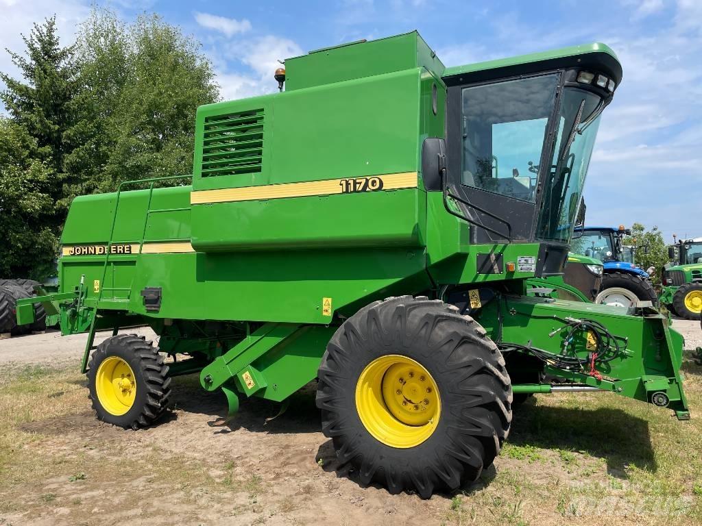 John Deere 1170 Combine de secerat