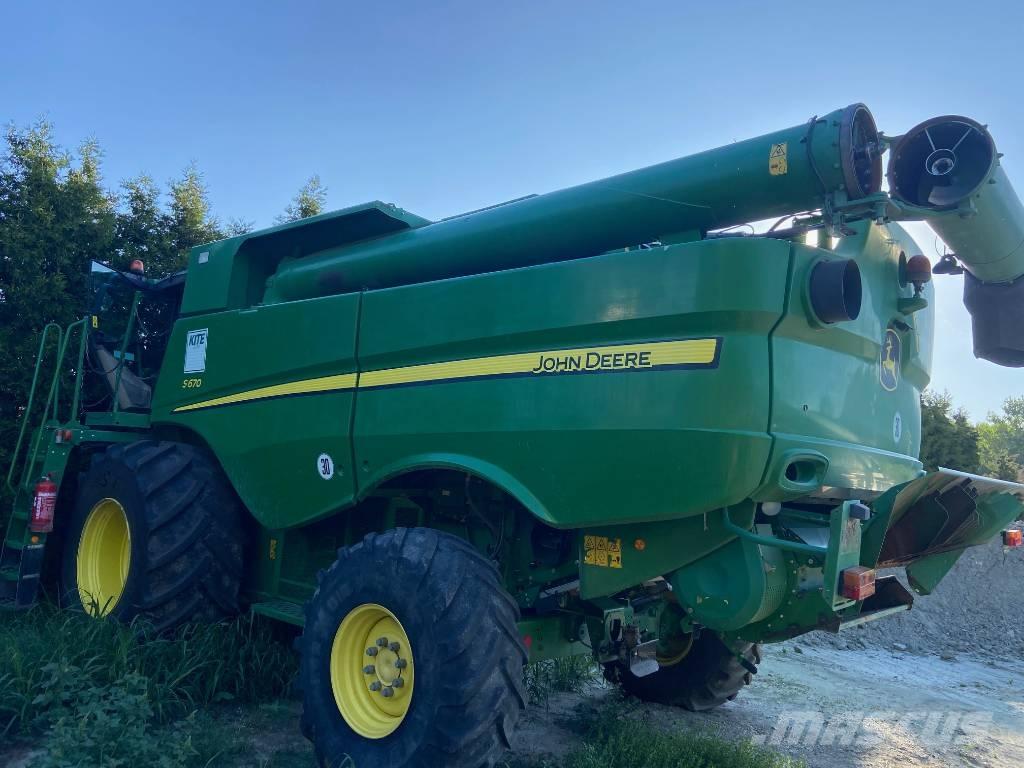 John Deere S 670 i Combine de secerat