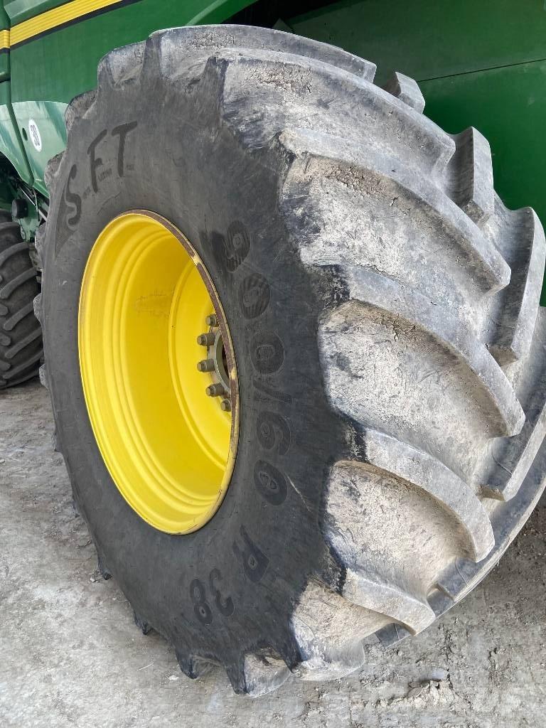 John Deere S 670 i Combine de secerat