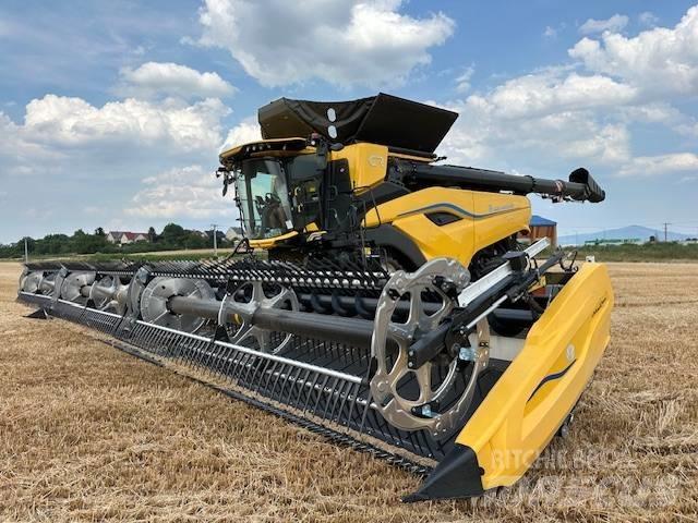 New Holland CR11 Combine de secerat