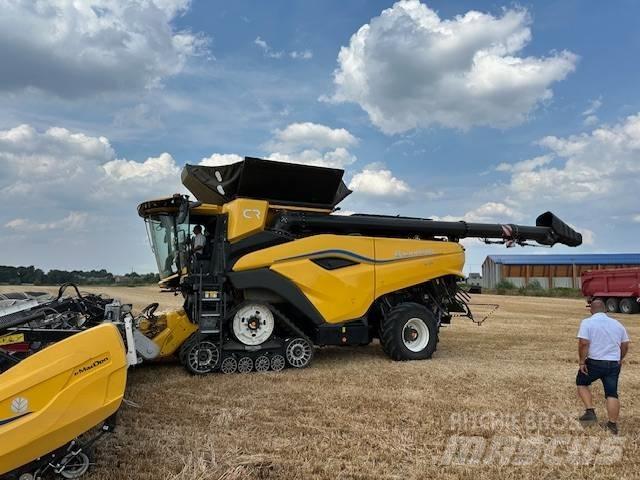 New Holland CR11 Combine de secerat