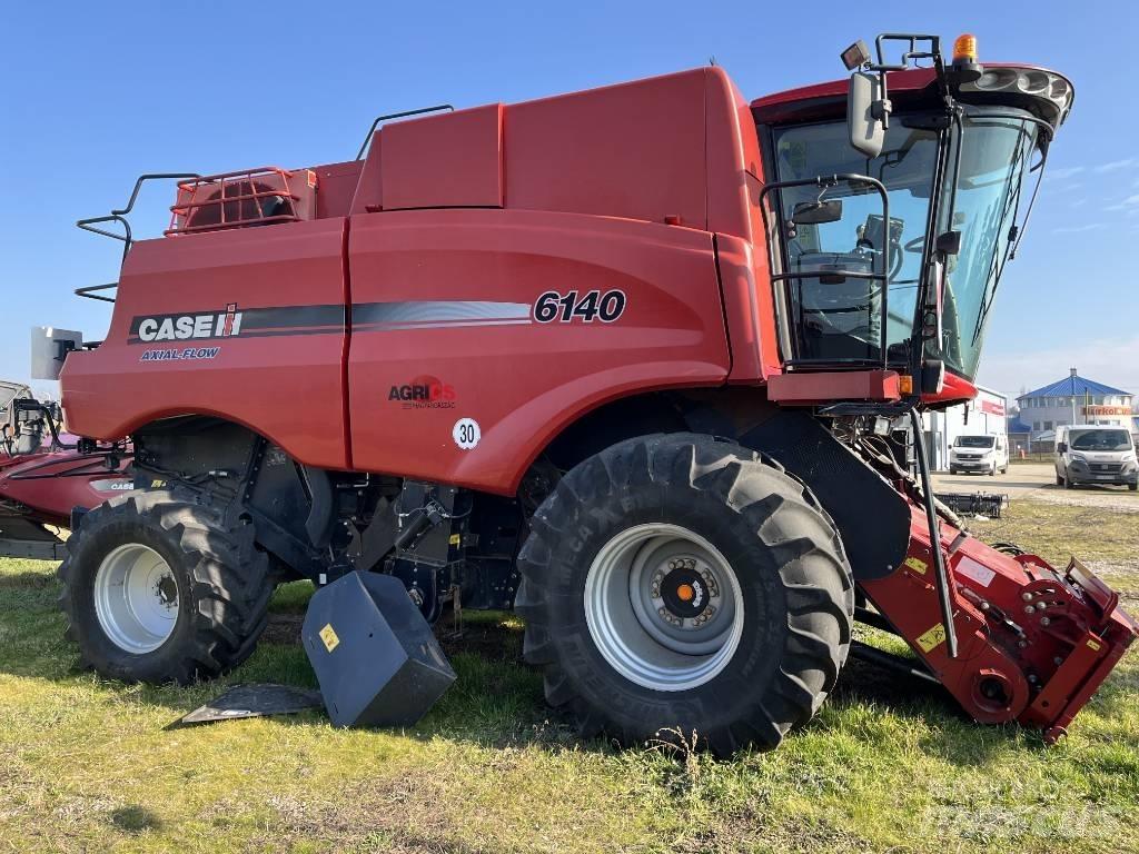 Case IH AF6140 Combine de secerat