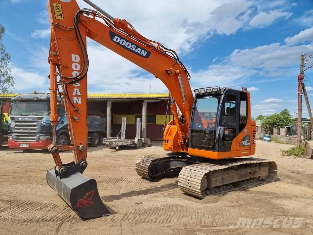 Doosan DX 140 LC-3 Excavatoare pe șenile
