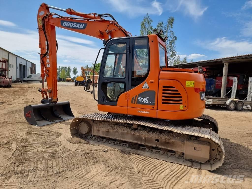 Doosan DX 140 LC-3 Excavatoare pe șenile
