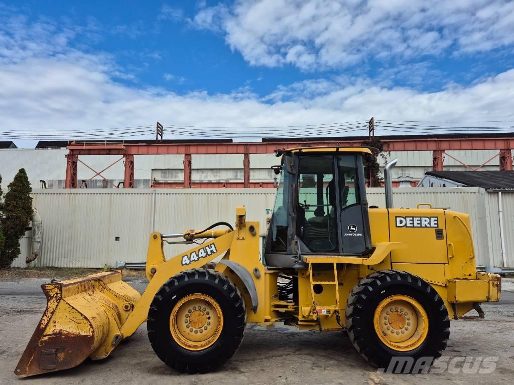 John Deere 444 H Incarcator pe pneuri