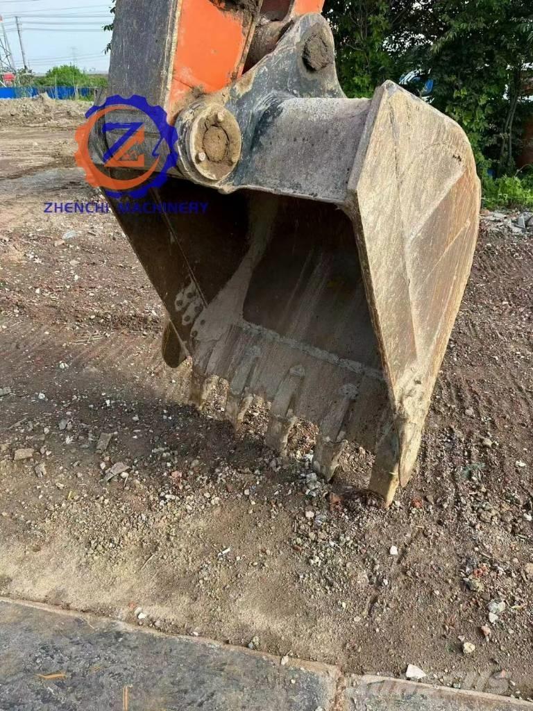 Hitachi ZX 200-5 G Excavatoare pe șenile
