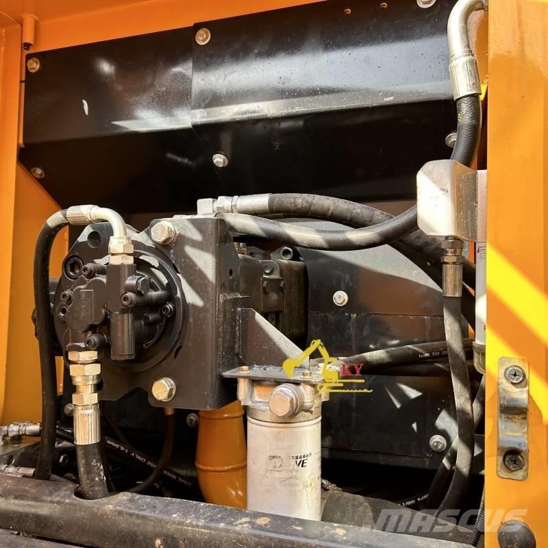 Hyundai 220-9 Excavatoare pe șenile
