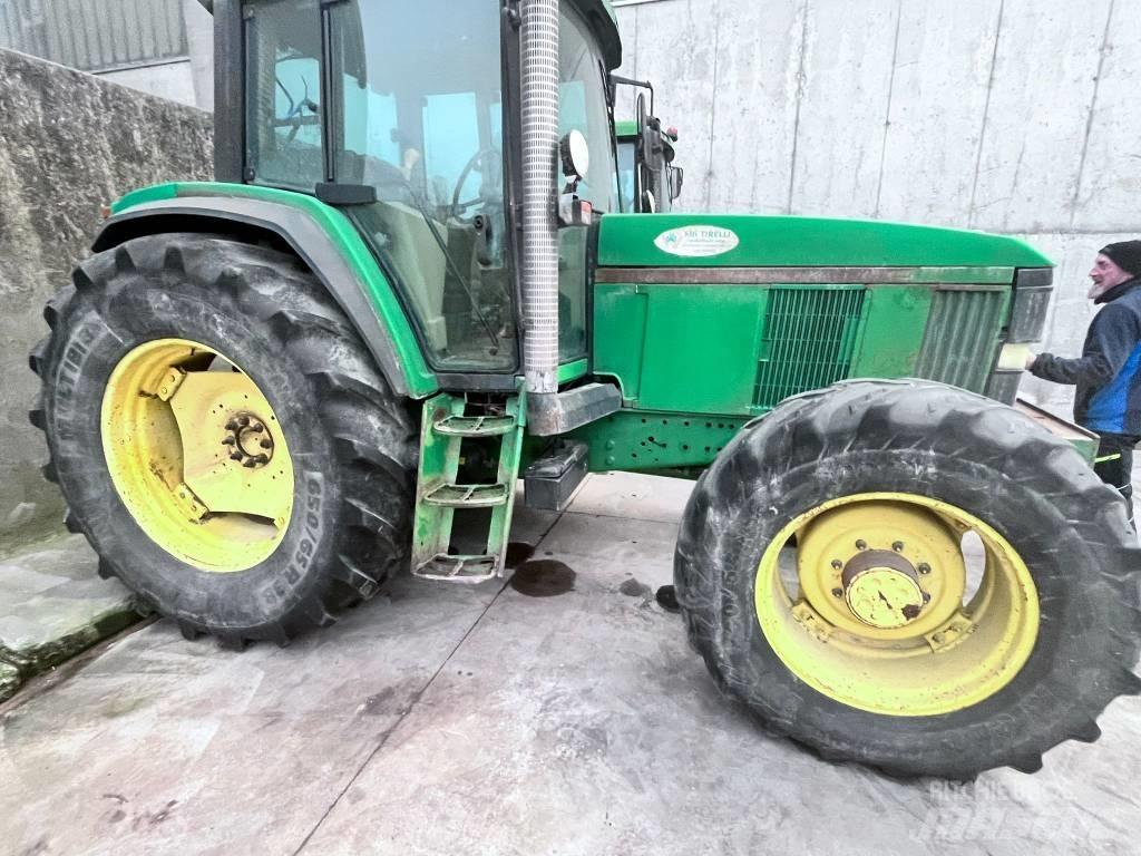 John Deere 6610 Tractoare