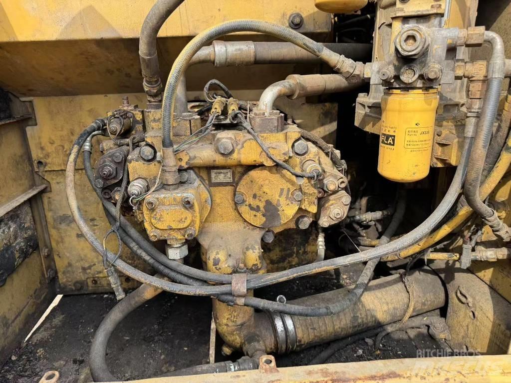 CAT 320 C Excavatoare pe șenile
