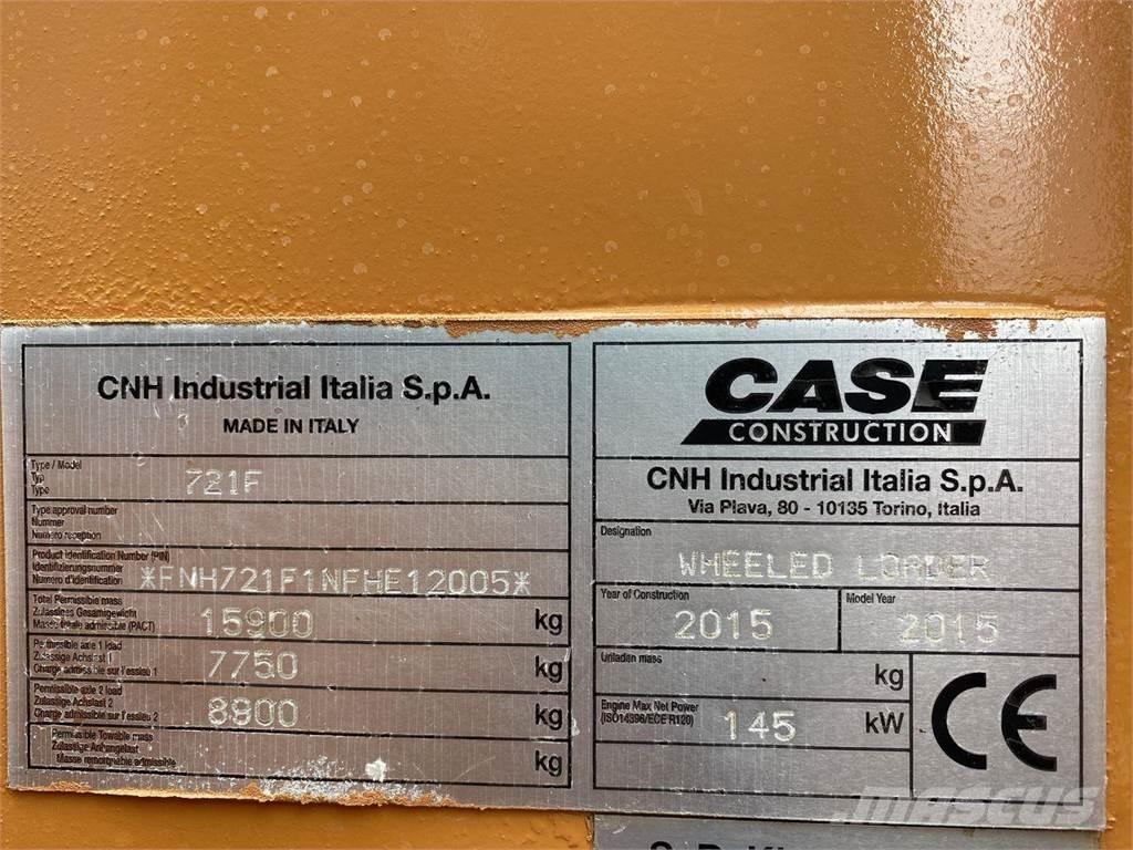 CASE 721F Incarcator pe pneuri