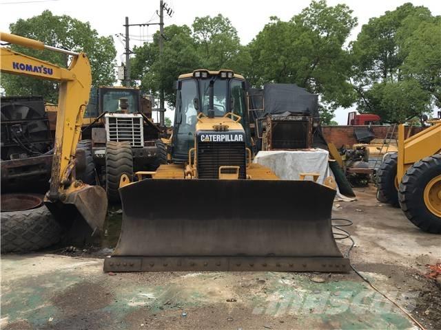 CAT D5K Buldozere pe senile