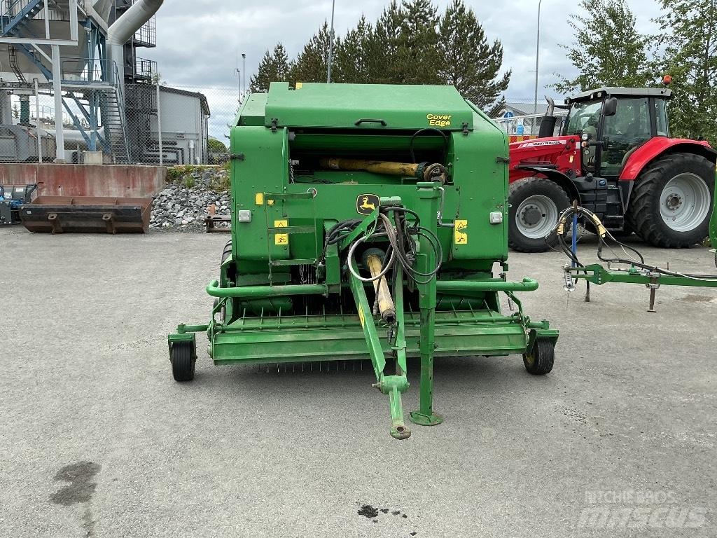 John Deere 644 Masina de balotat cilindric