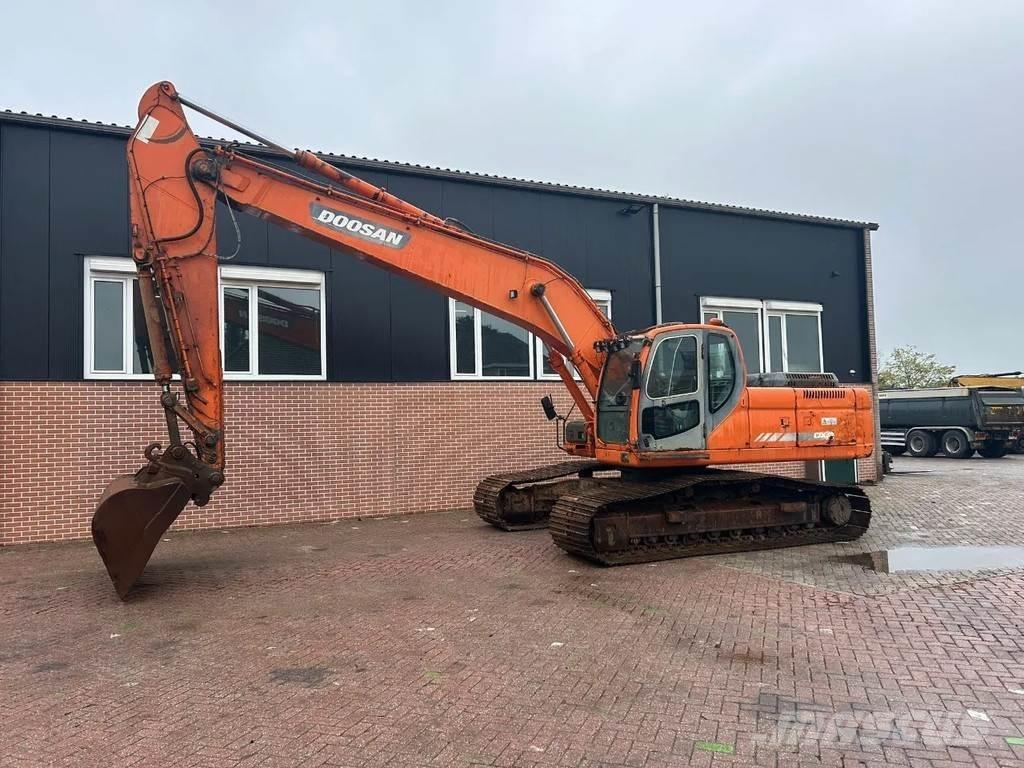 Doosan DX255LC Excavatoare pe șenile
