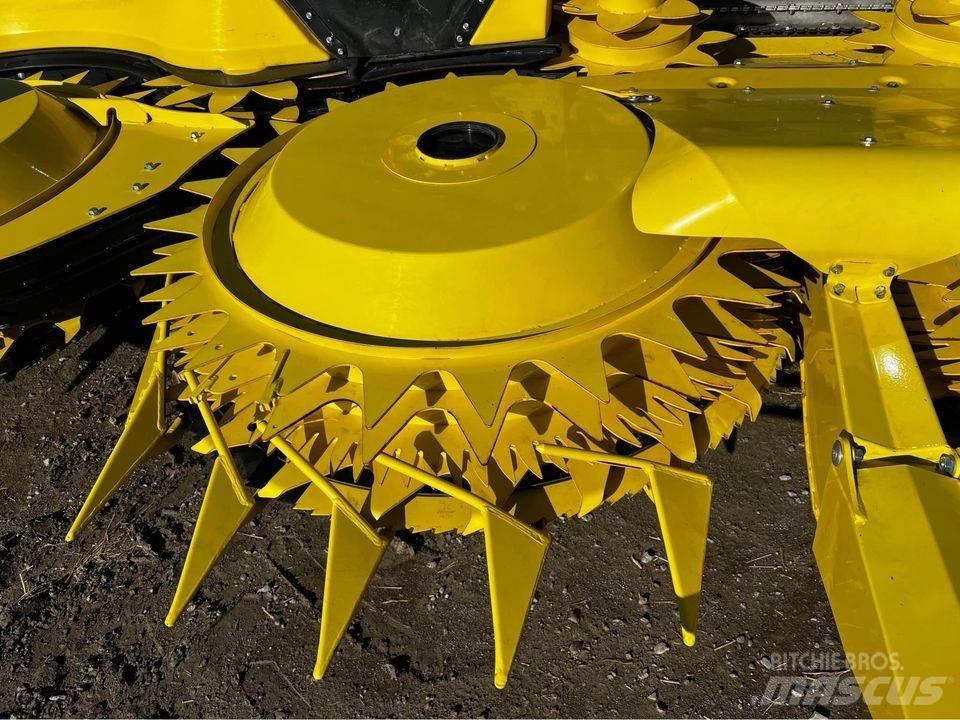 John Deere 772 Alte echipamente pentru nutret