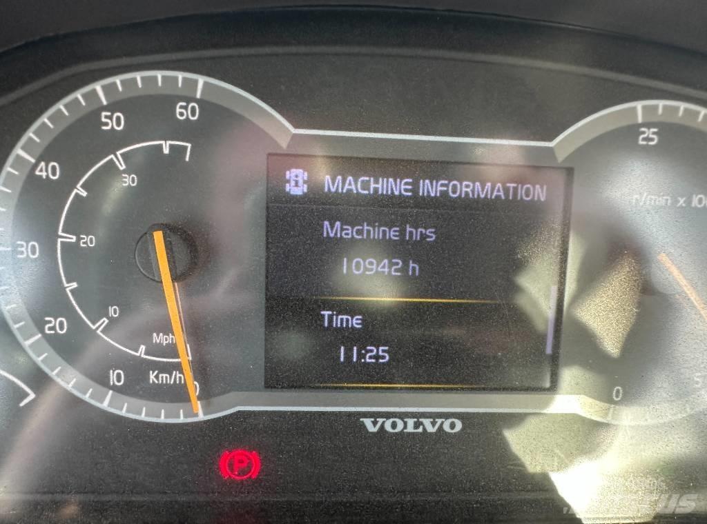 Volvo L 260 H Incarcator pe pneuri
