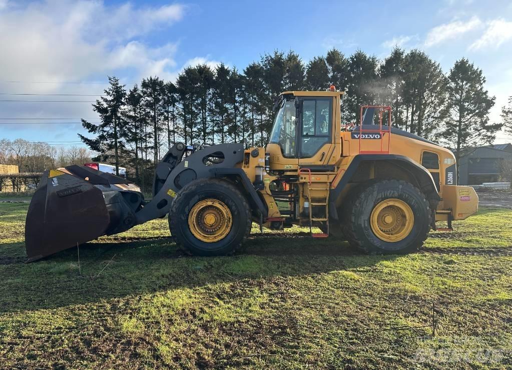 Volvo L 260 H Incarcator pe pneuri
