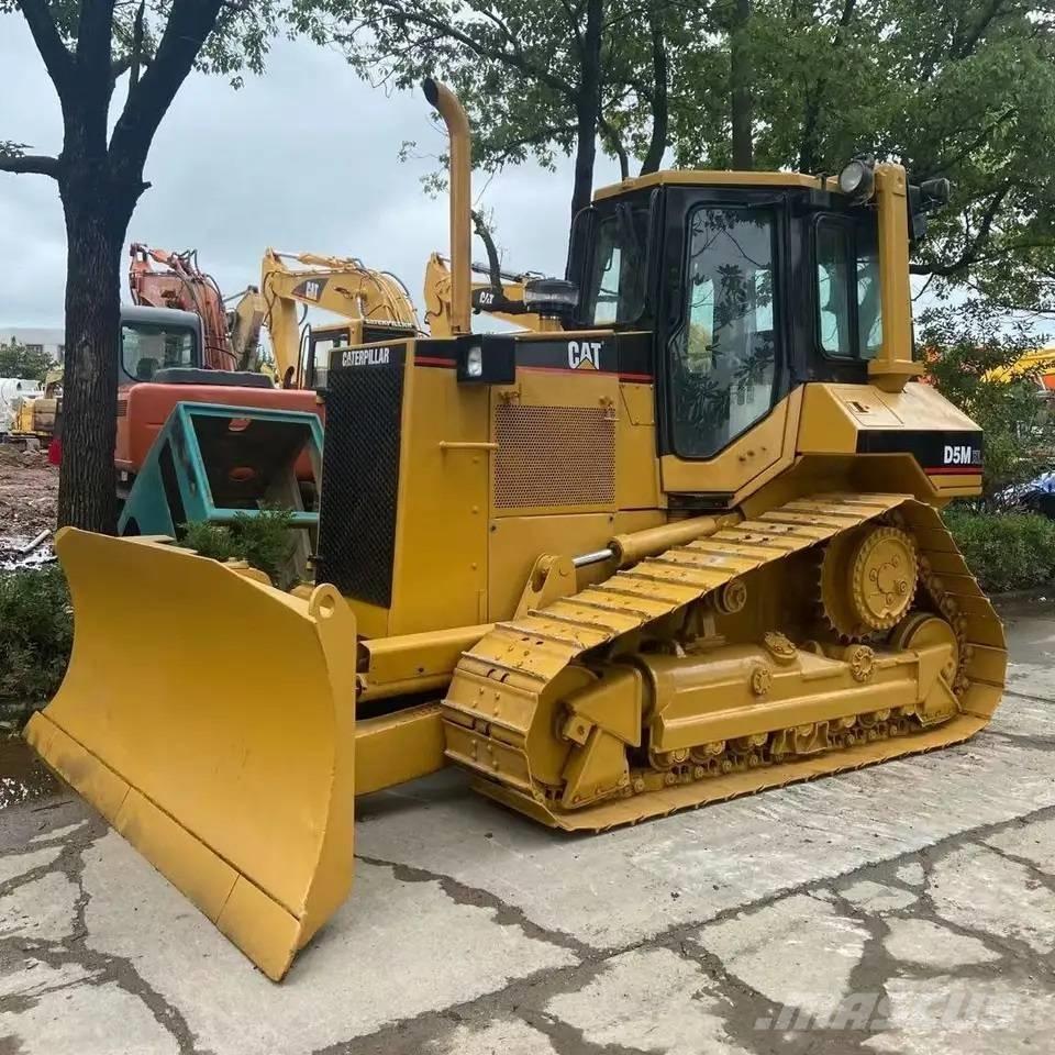 CAT D 5 M XL Buldozere pe senile