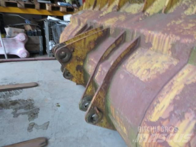 CAT Schaufel 966D Pistoane