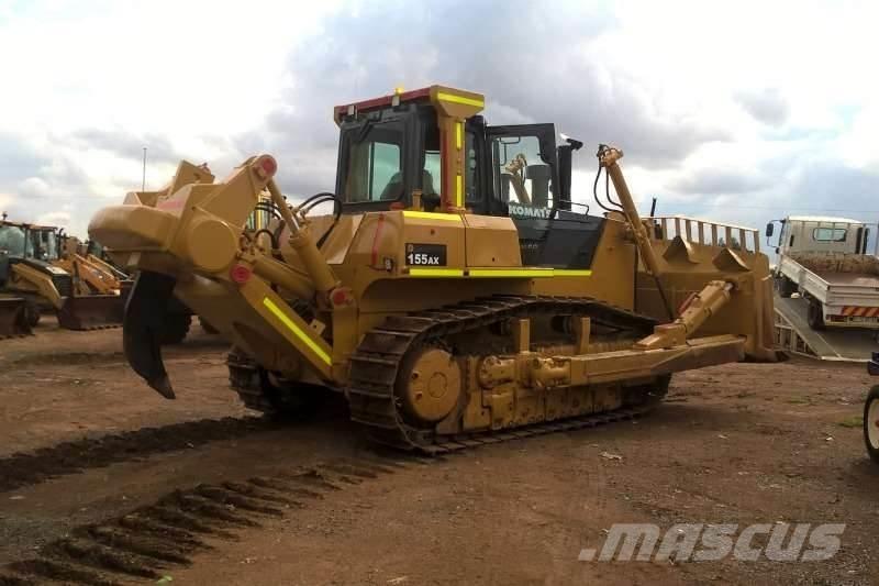 Komatsu D155-5 Buldozere pe senile