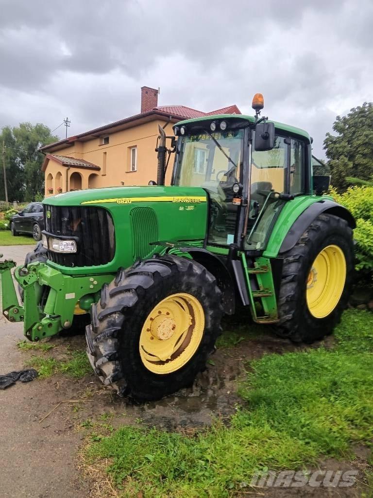 John Deere 6820 6820 Tractoare
