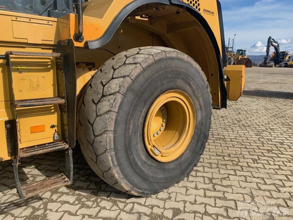 CAT 966K XE Incarcator pe pneuri