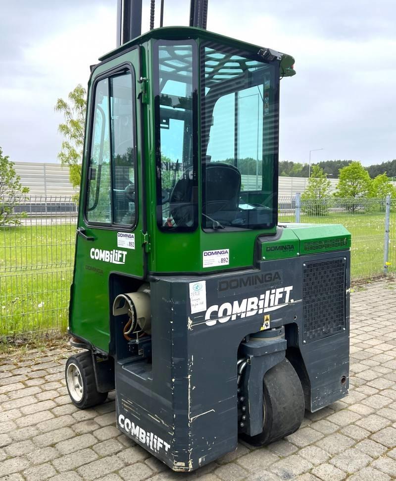 Combilift CB 2500 Stivuitoare cu patru brate