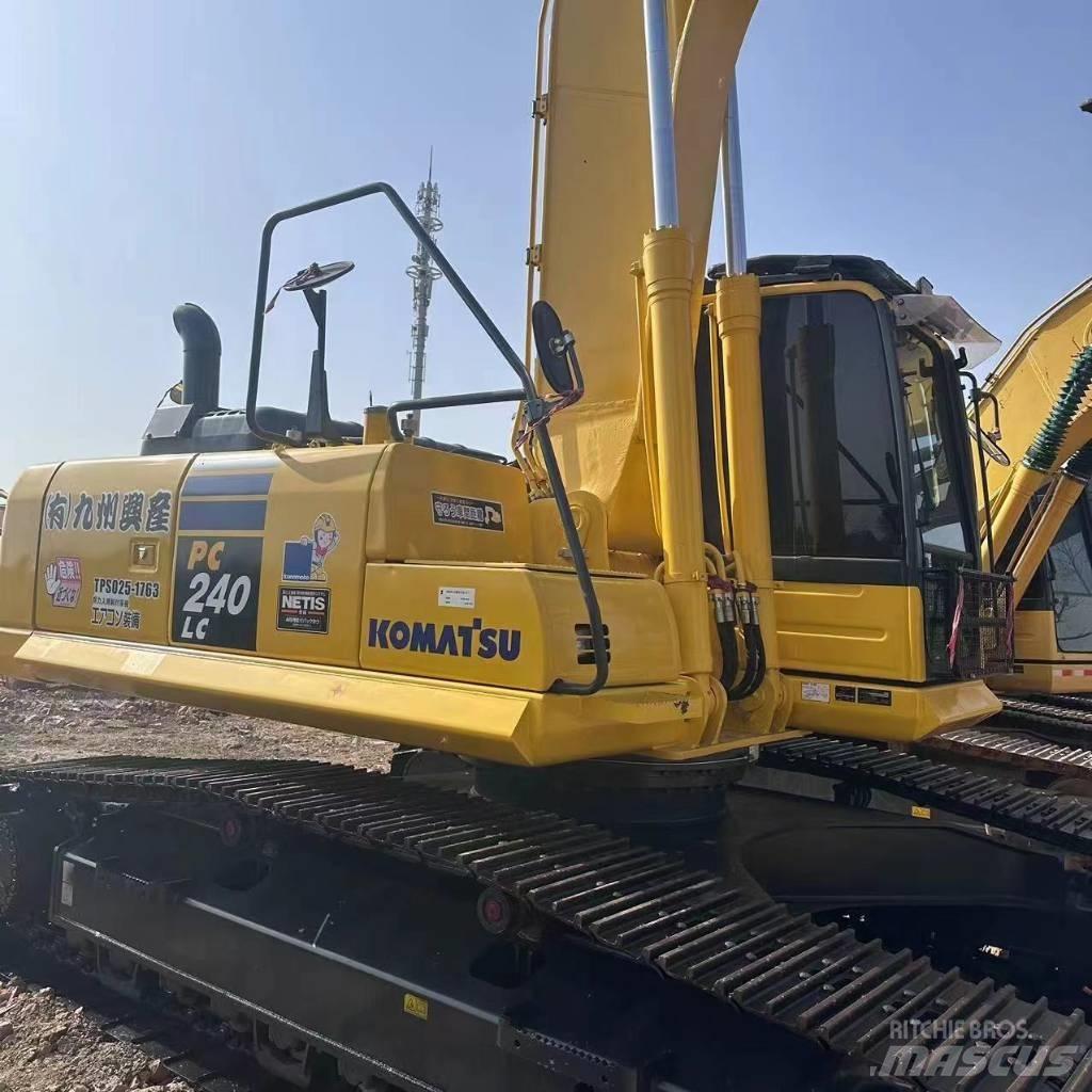 Komatsu PC 240 Excavatoare pe șenile
