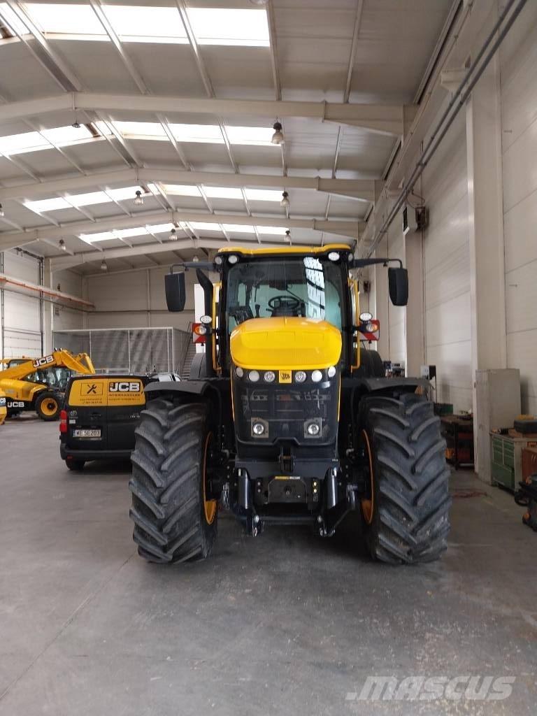 JCB 8330 iCON Tractoare