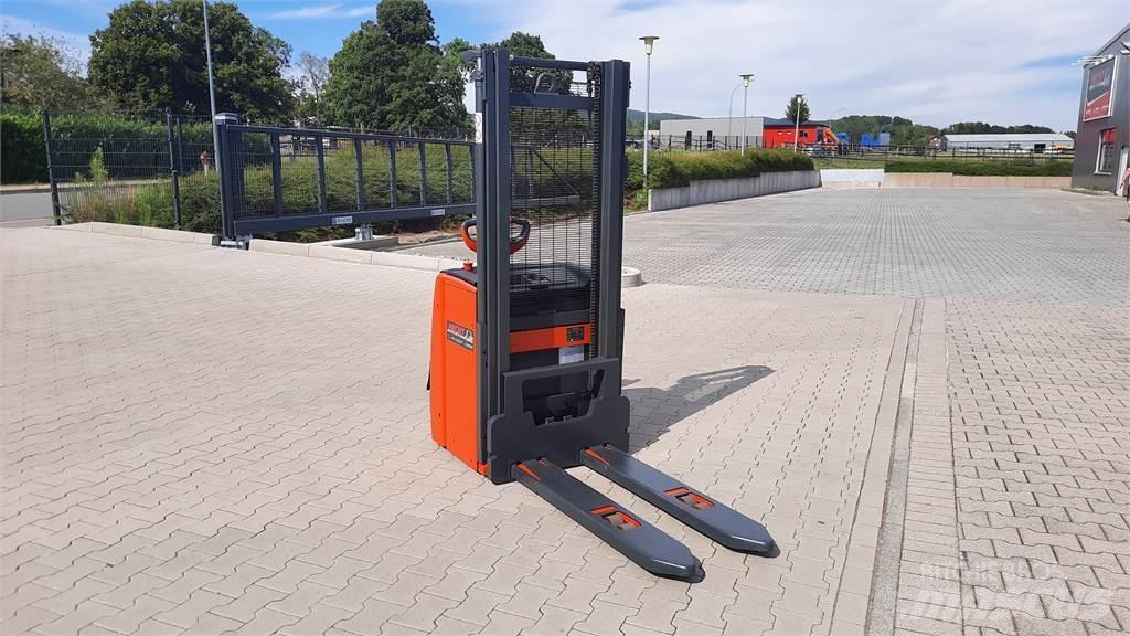 Linde L16 - BR1173 Transpaleta manuala