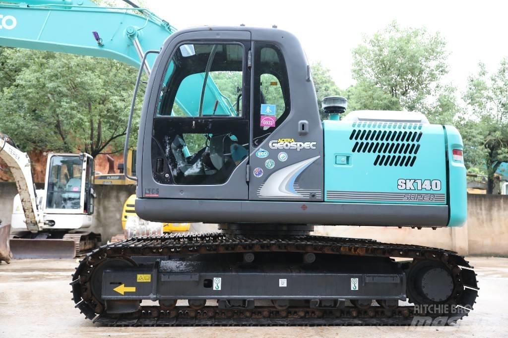 Kobelco SK 140 Excavatoare pe șenile

