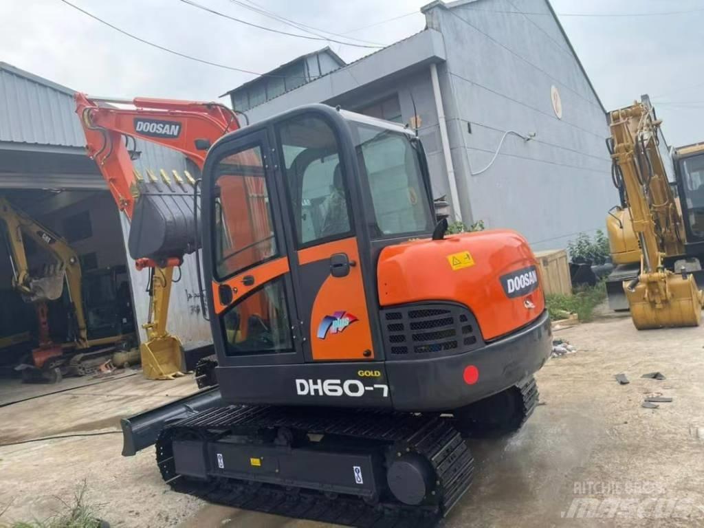 Doosan DH 60 Mini excavatoare < 7t