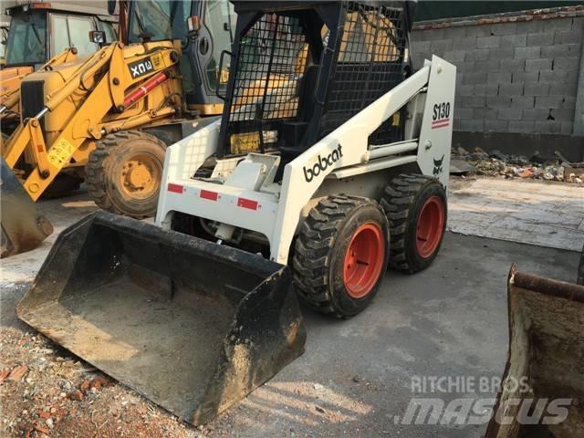 Bobcat S 130 Mini incarcator