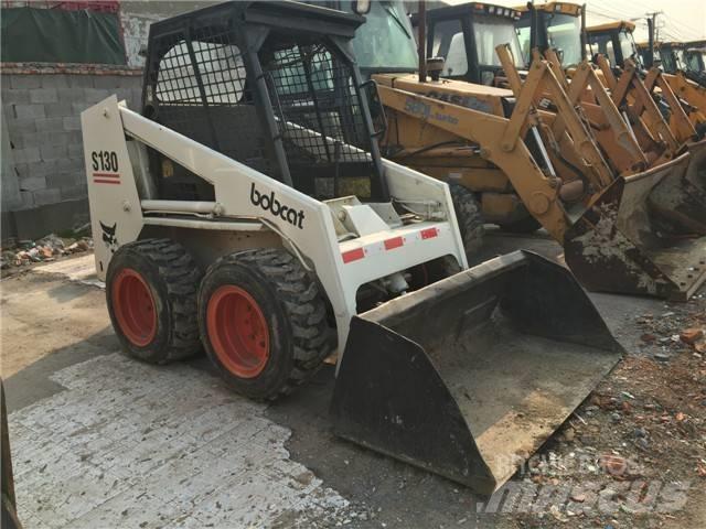 Bobcat S 130 Mini incarcator