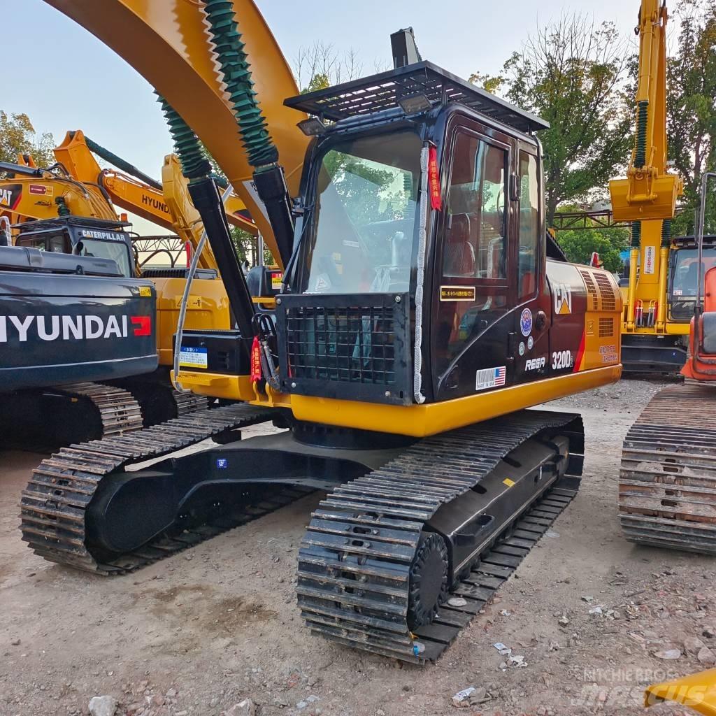 CAT 320 D2L Excavatoare pe șenile
