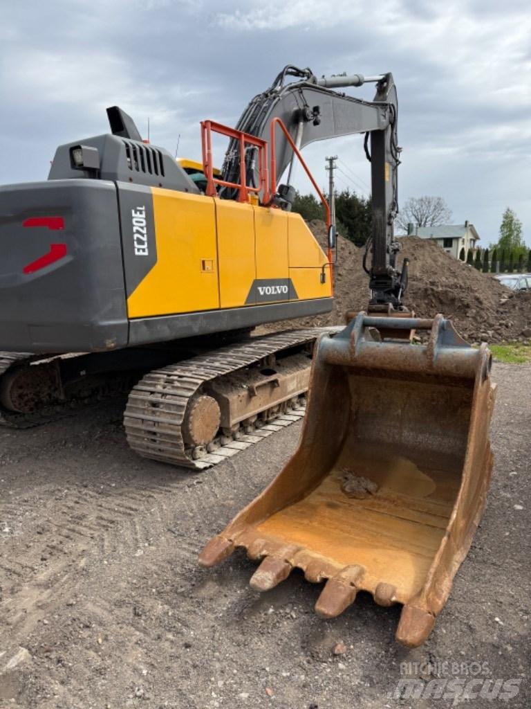 Volvo EC 220 EL Excavatoare pe șenile
