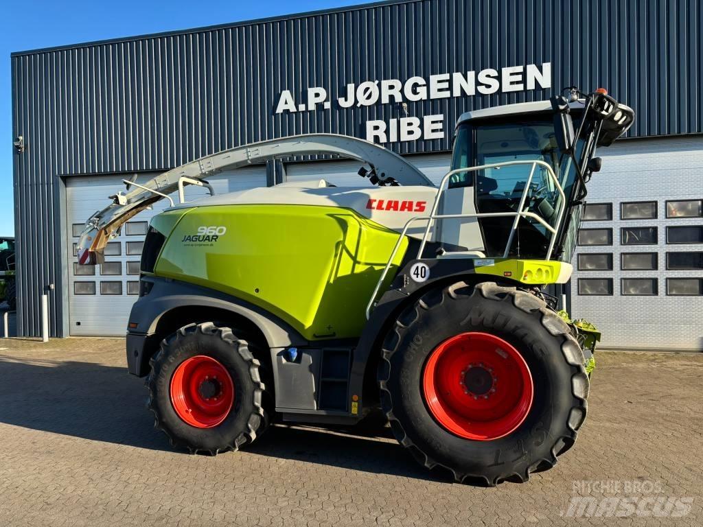CLAAS Jaguar 960 4WD Forajere cu autopropulsare