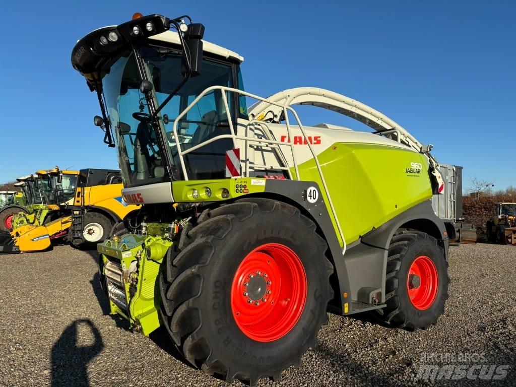 CLAAS Jaguar 960 4WD Forajere cu autopropulsare