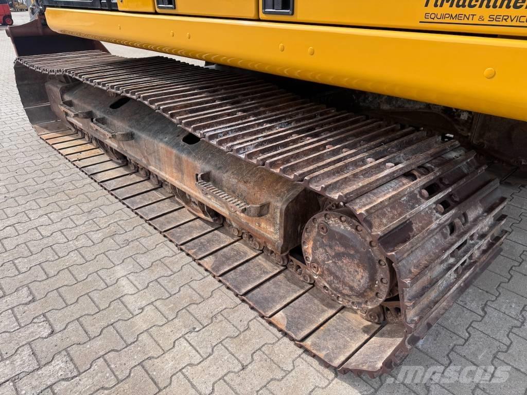 CAT 323 Excavatoare pe șenile
